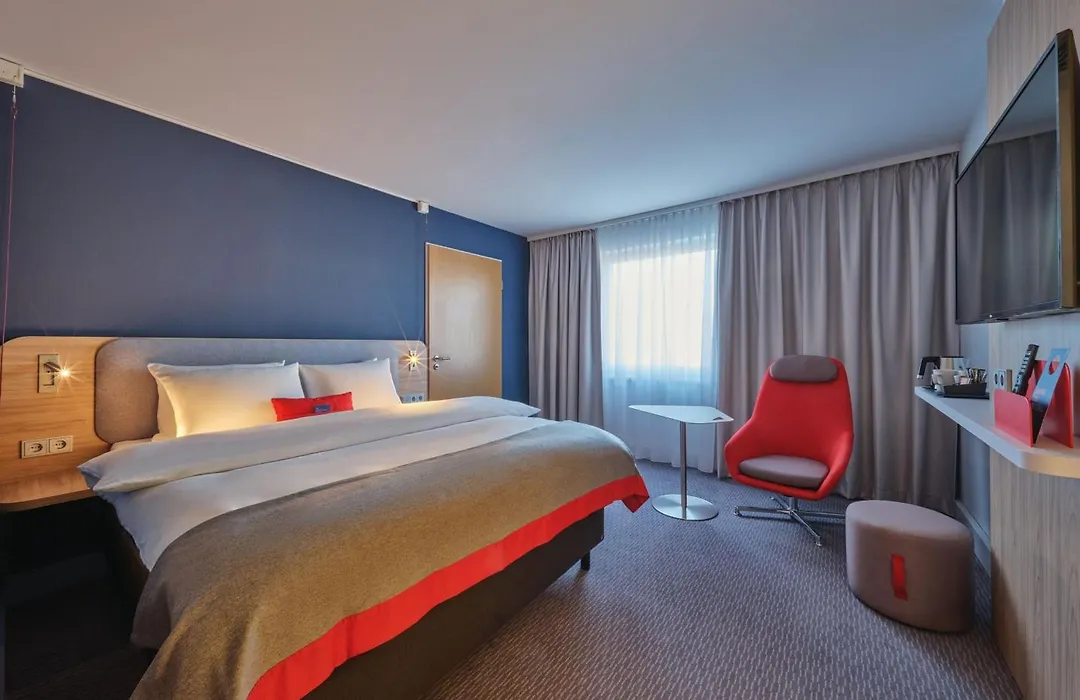 Holiday Inn Express Cologne Muelheim By Ihg-1