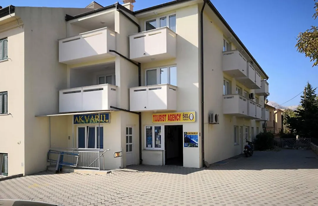 Villa Aquarium-1