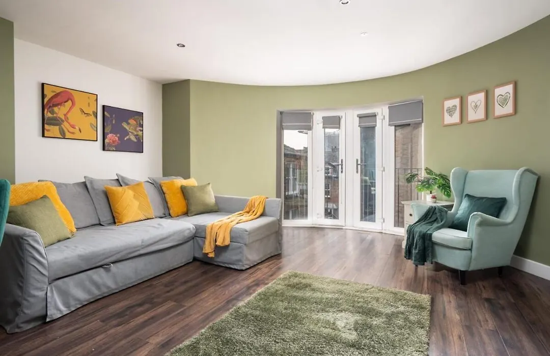 L1 City Stay, Netflix & Prime Location,Workspace-1