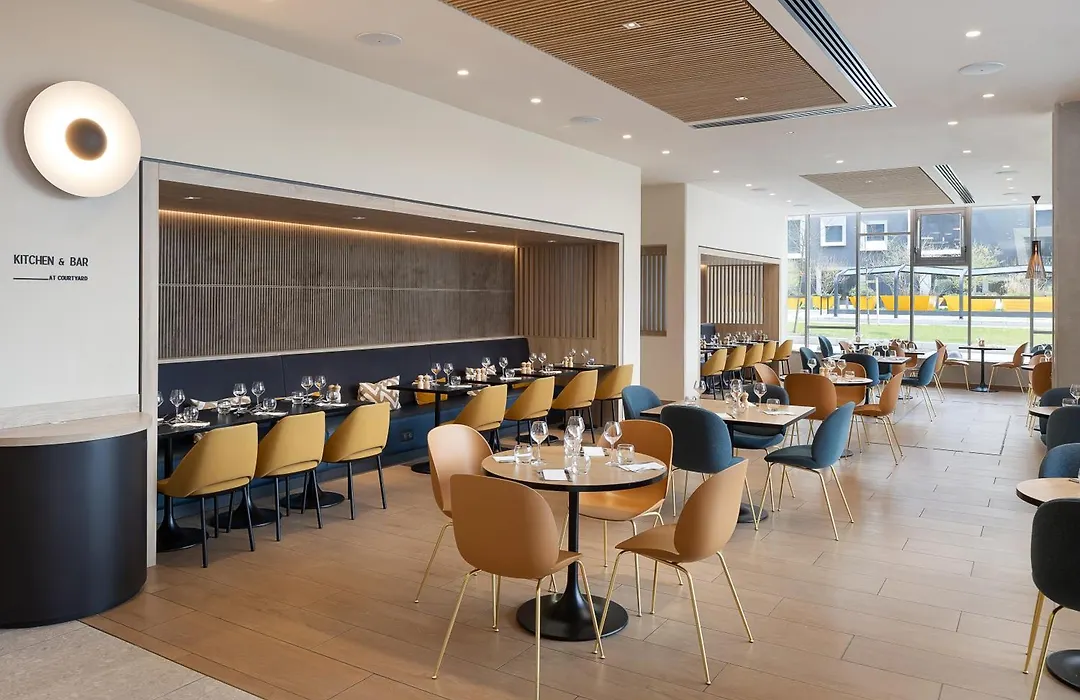 Courtyard By Marriott Paris Charles De Gaulle Central Airport-1