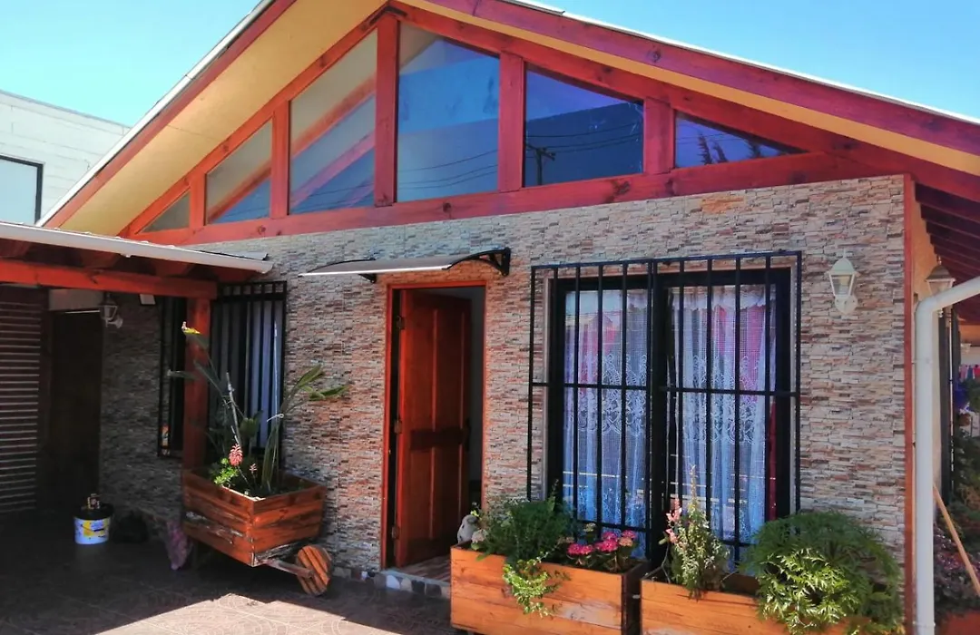 Casa Equipada Para 9 Personas A 5 Minutos Del Centro Y La Playa Principal Y 15 Minutos De Punta De Lobos-1