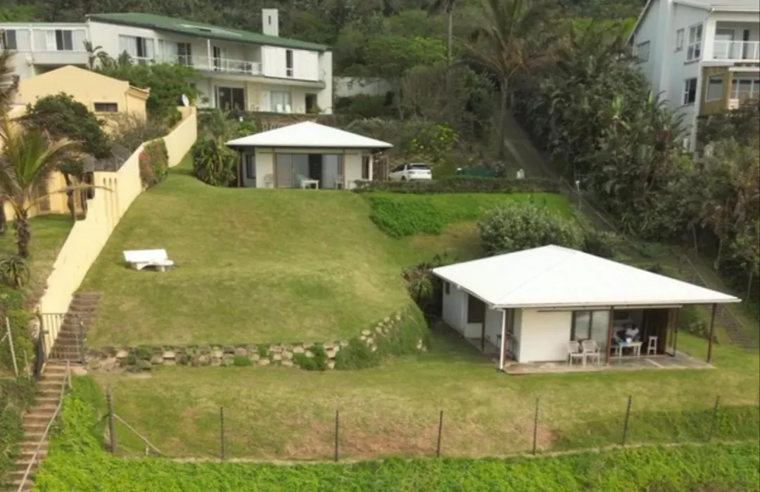 Sea-Cottage Beachfront Accommodation-1