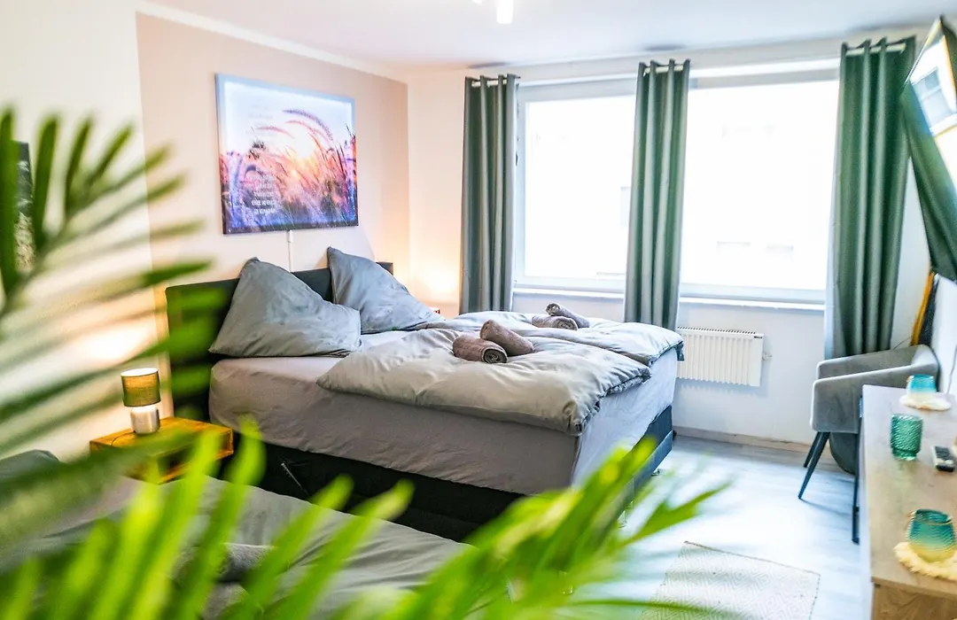 #611 Stilvolle und komfortable Wohnung in Essen-1