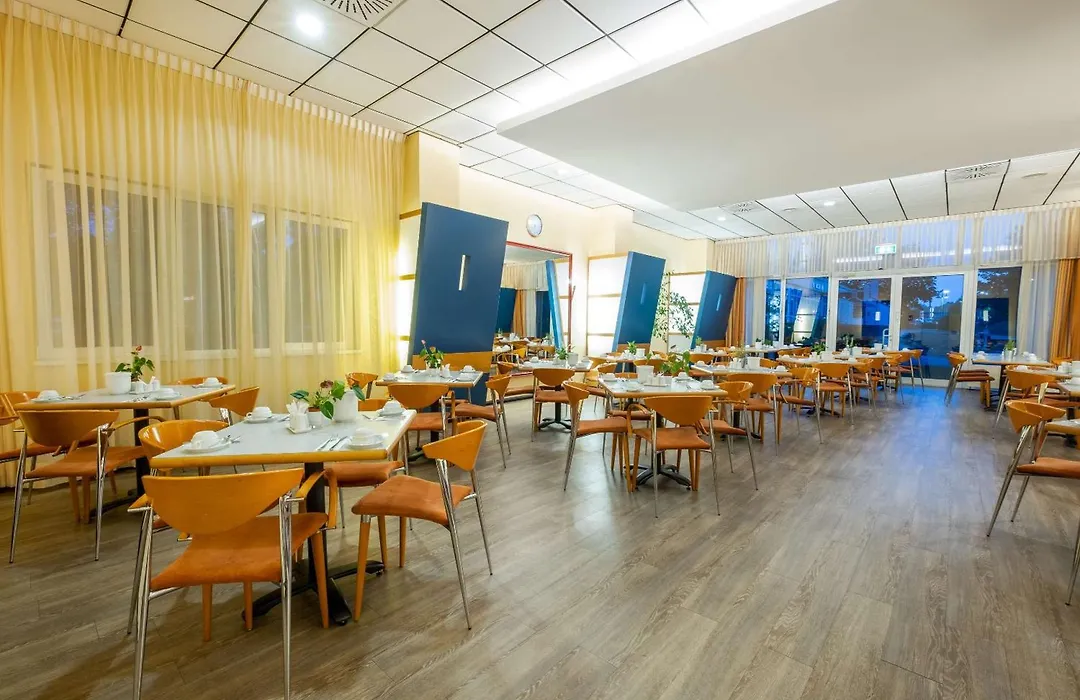 Hotel Berlin Lichtenberg-1
