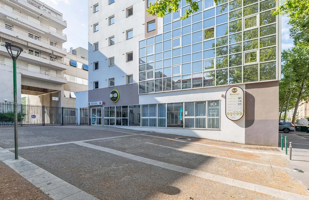 B&B Hotel Lyon Centre Monplaisir-1