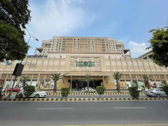 Elevated Luxury Gold Crest Mall Apartments With Al Fatah Store By Hba-1