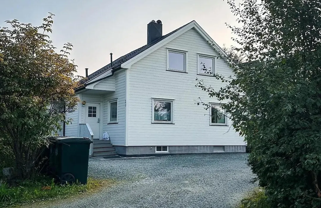 Beautiful Spacious Home W Garden-1