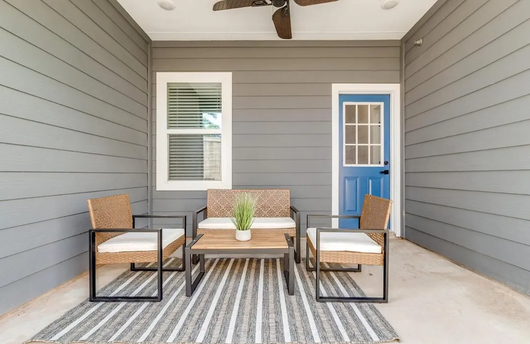 Glam Luxury Lifestyle Within Houston!-1