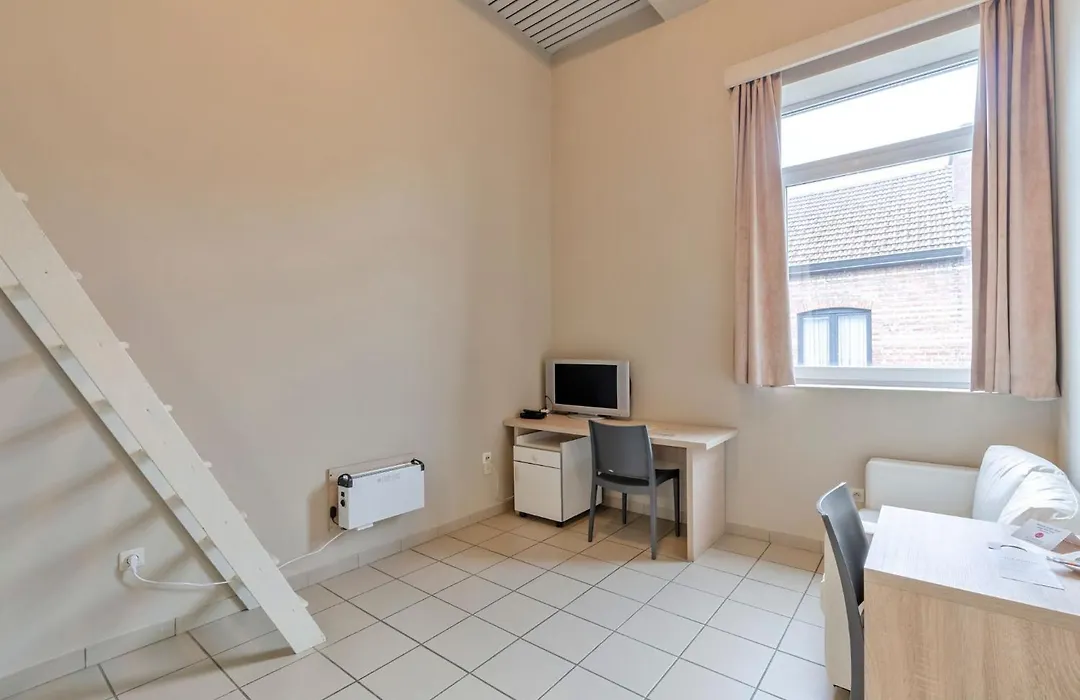 Student Semi-Duplex with Budget Flats Leuven-1