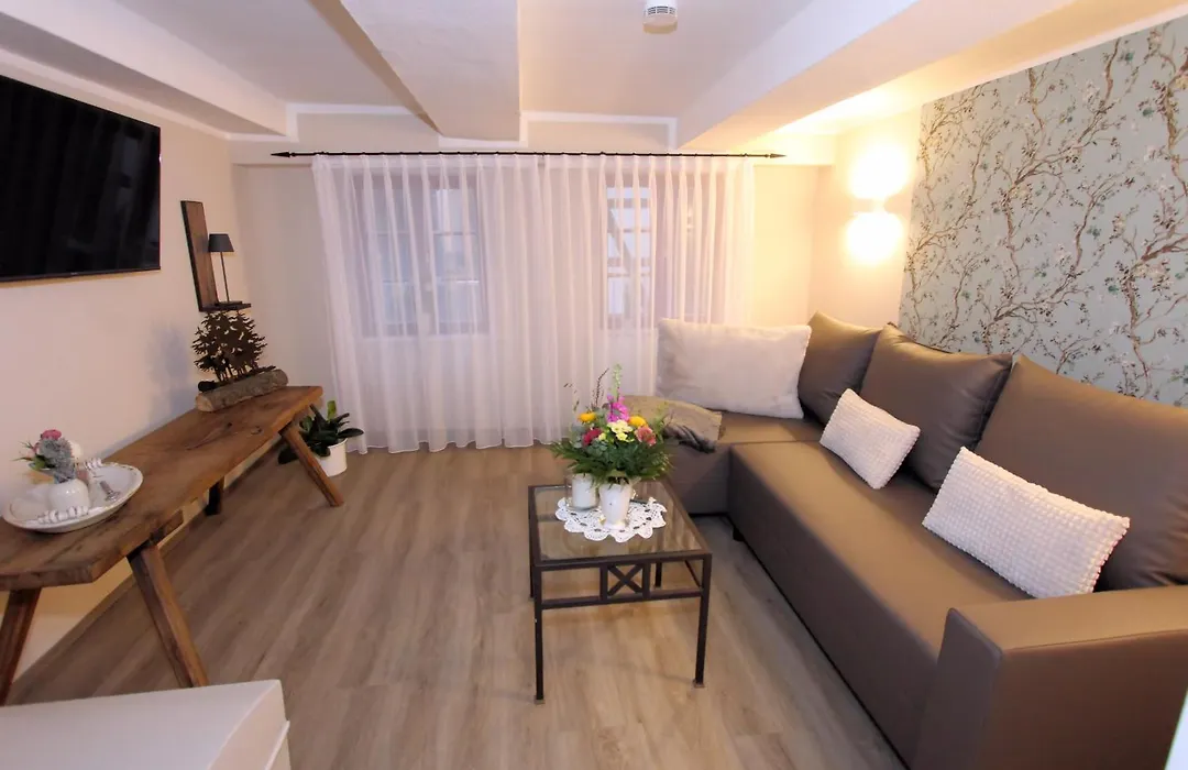 Ferienhaus Charlotte-1