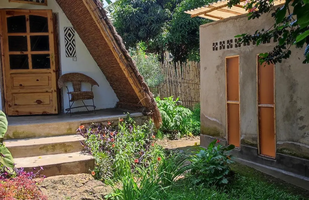 Inzu Lodge-1