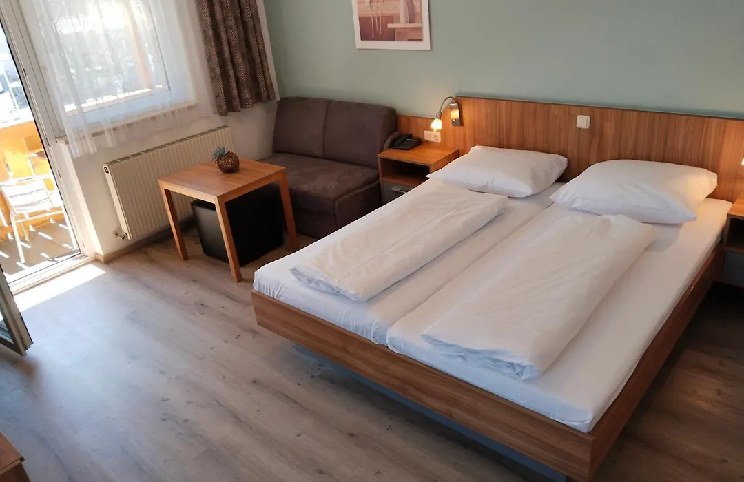 Dolomitenhotel Lienz-1