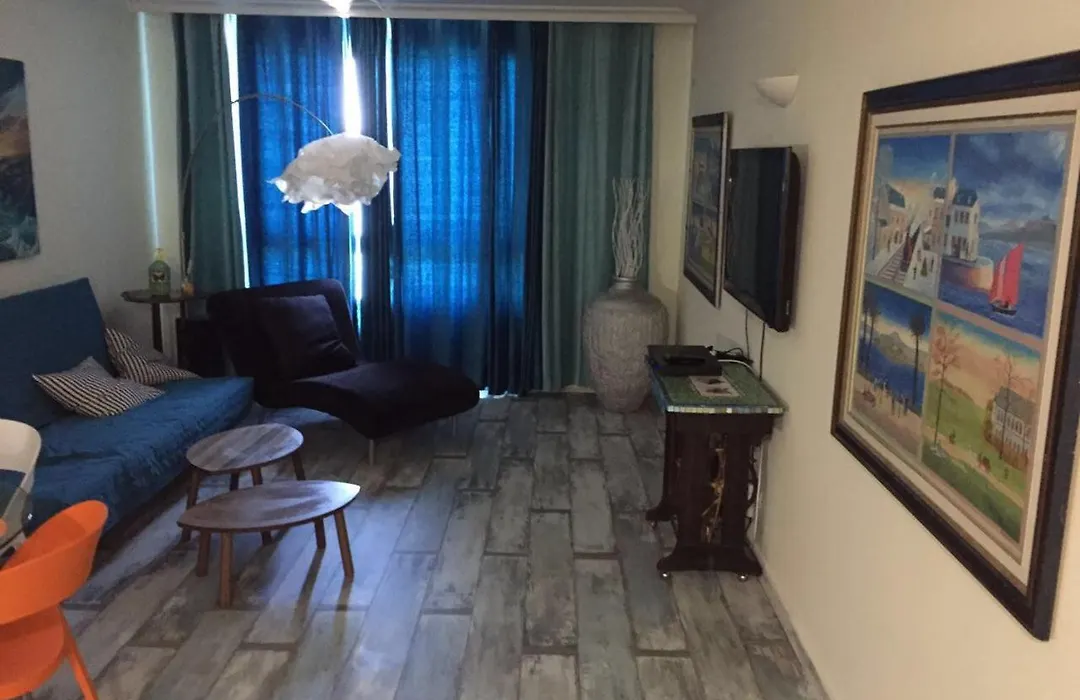 Rooms On The Sea-1