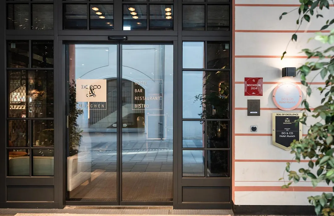 DO&CO Hotel München-1