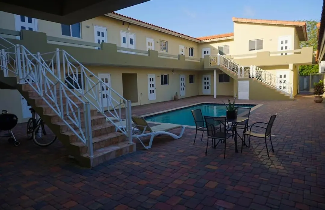 Hacienda Apartments Near The Beach-1