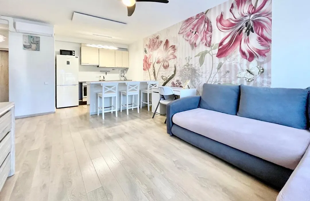 Apartamentai Su Baseinu Maluno Vilose-1