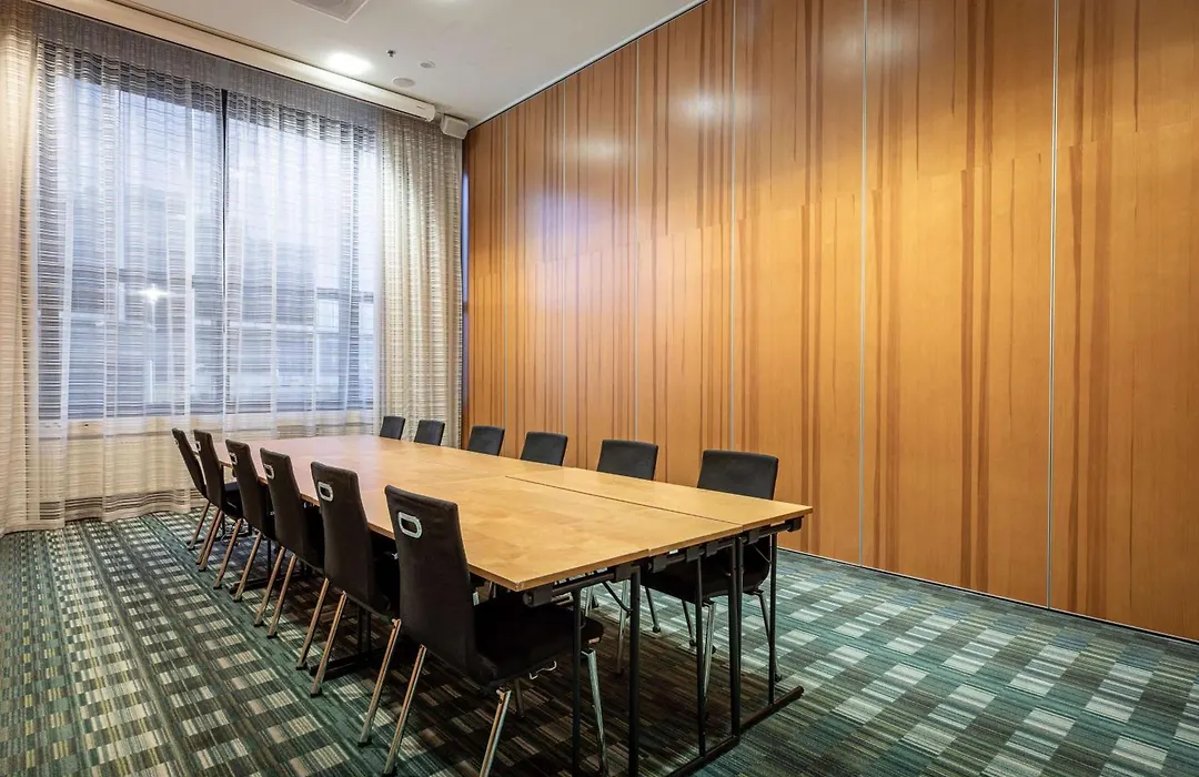 Hilton Helsinki Airport-1