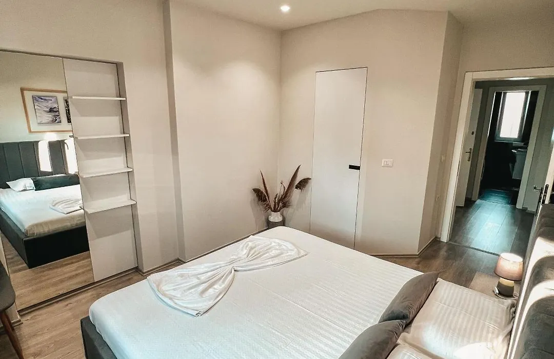 Dizdari Apartments-1
