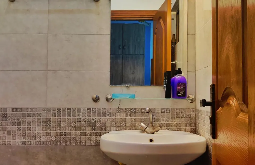 Private And Charm 1Bed Apartment- Ac- Wifi- Self-Checkin - E11 - Islamabad-1