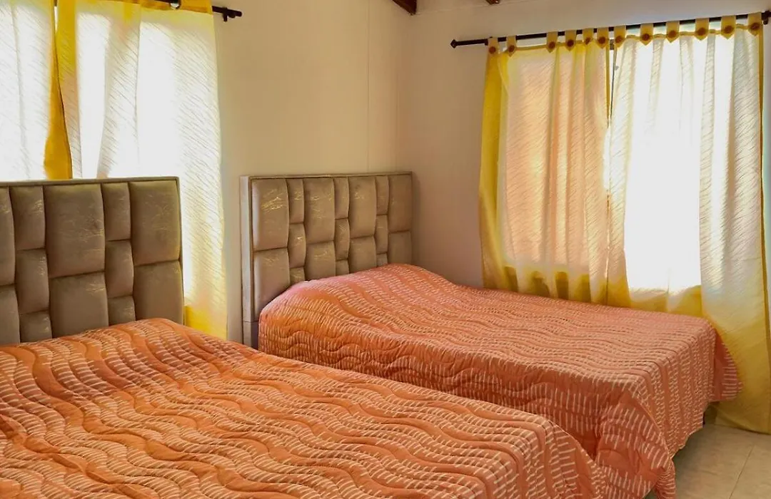 Casa Acogedora Y Amoblada-1