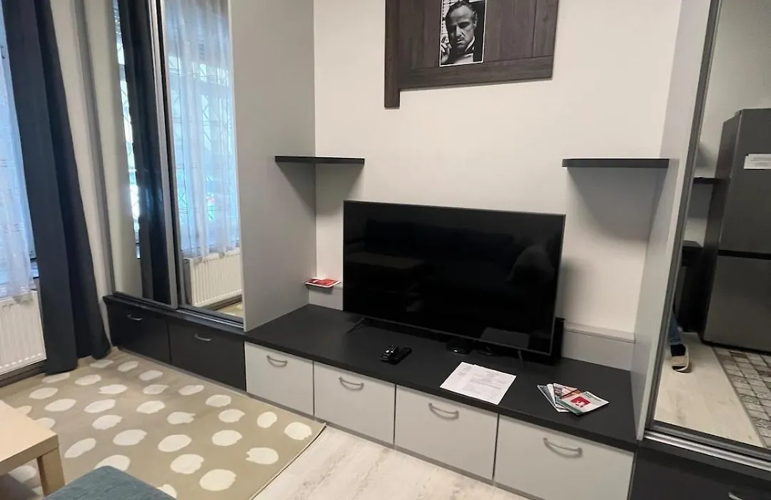 Jennyhill Home Apartments-1