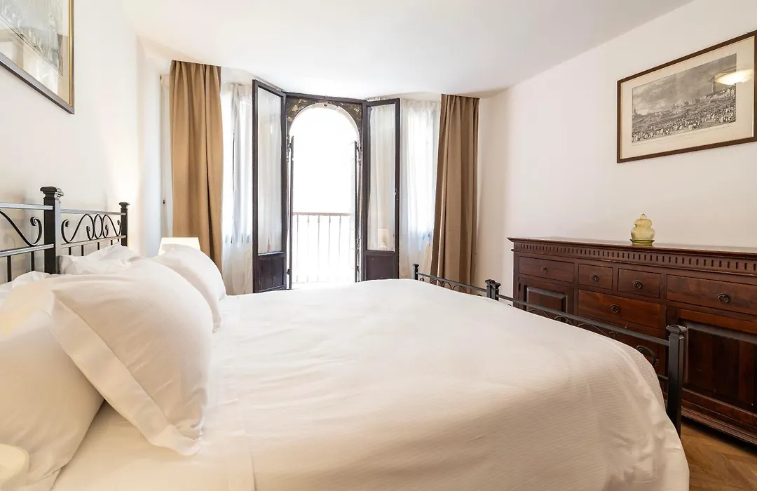 Torre Dell'Orologio Apartment By Bricola Apartments-1