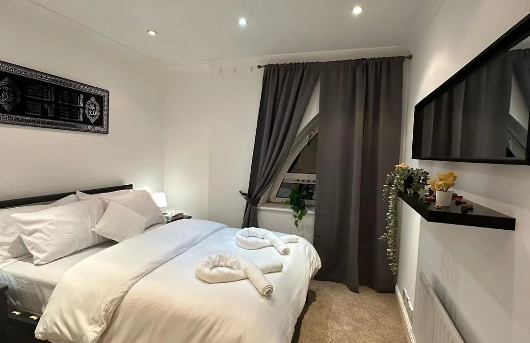 1 Bedroom Apartment With Security 24 Hours And Concierge-1