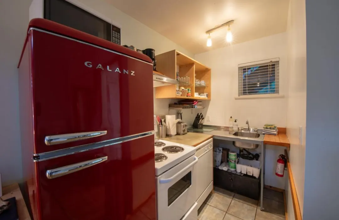 Surf Haven - Cabin In Ucluelet - Sleeps 5-1
