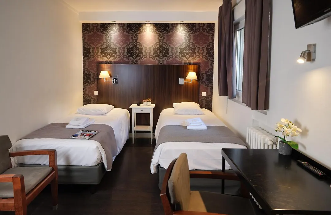 Hotel Les Negociants-1