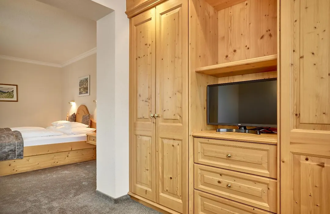 Hotel Appartement Roggal-1