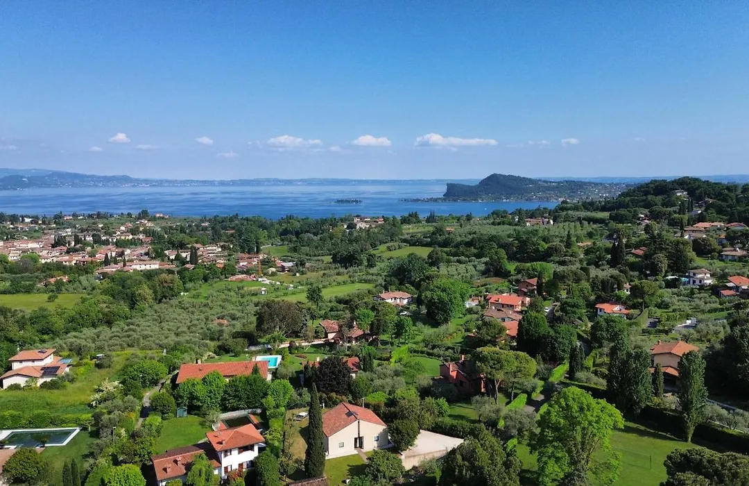 Villa Paradiso 4 Rooms 4 Baths By Bookinggardalake-1