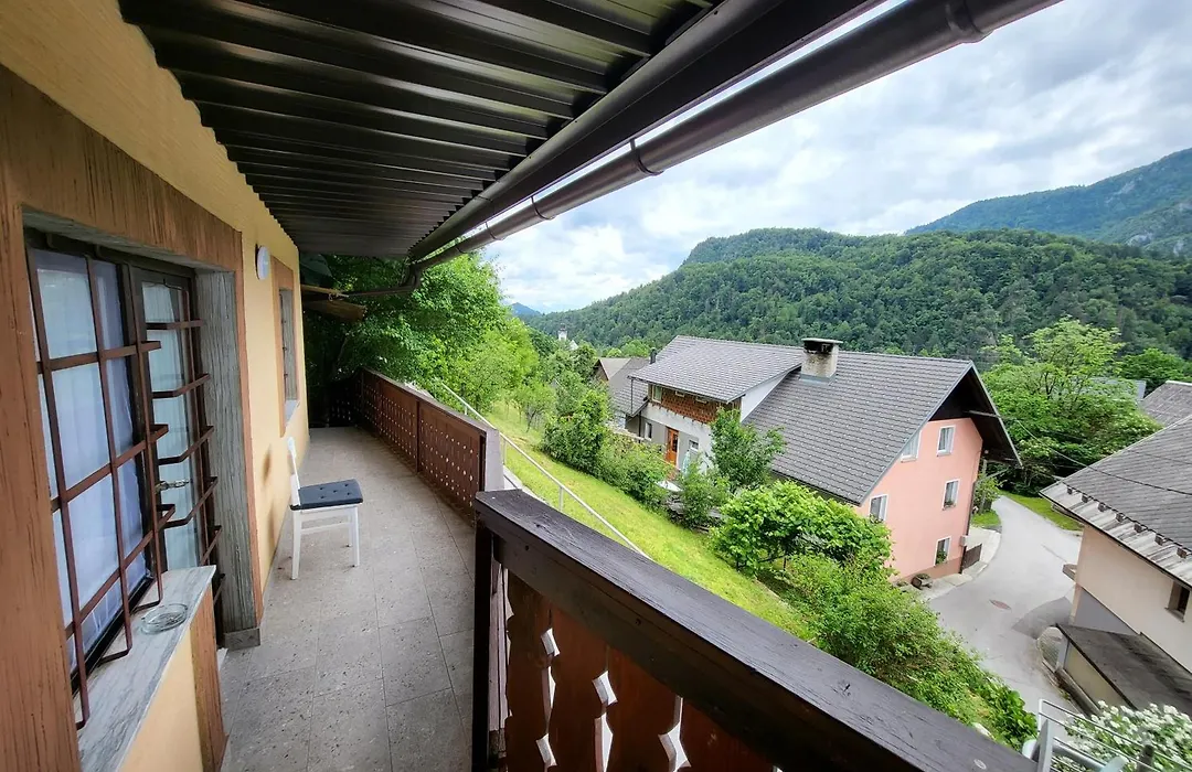 Mountain Rock Apartment-1