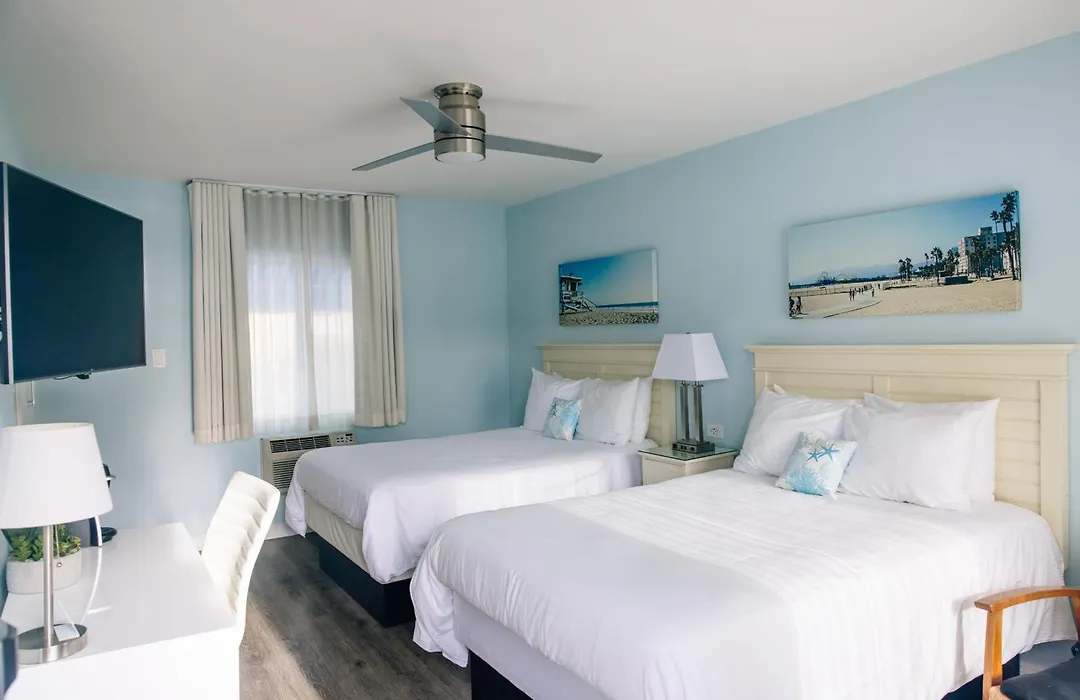 Bayside Hotel-1