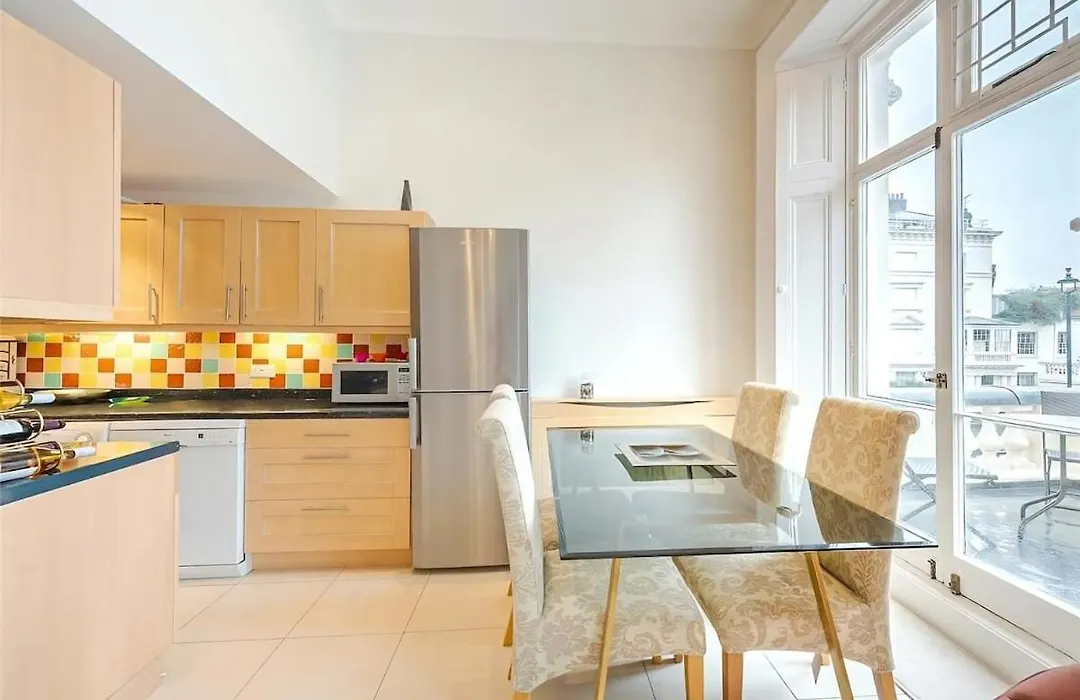 Amazing Westminster Apartment-1
