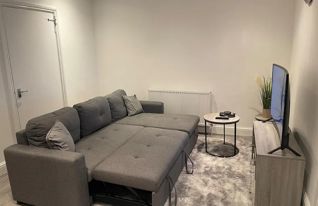 Brick Lane Modern 2 Bedroom Apartment, Up To 6-1