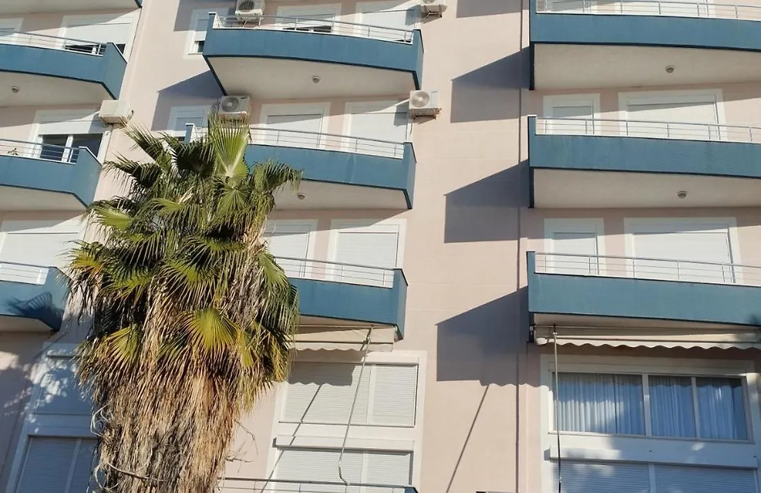 Elcon Seaside Apartment-1