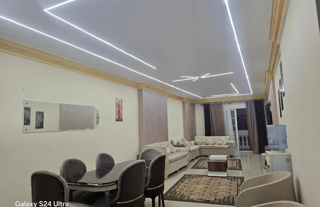 Stanley Bridge Apartment-1