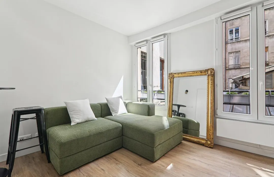 Apartment In Paris 2Eme-1