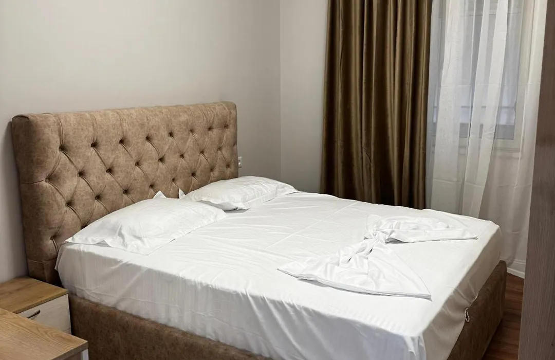 Kristal View-1