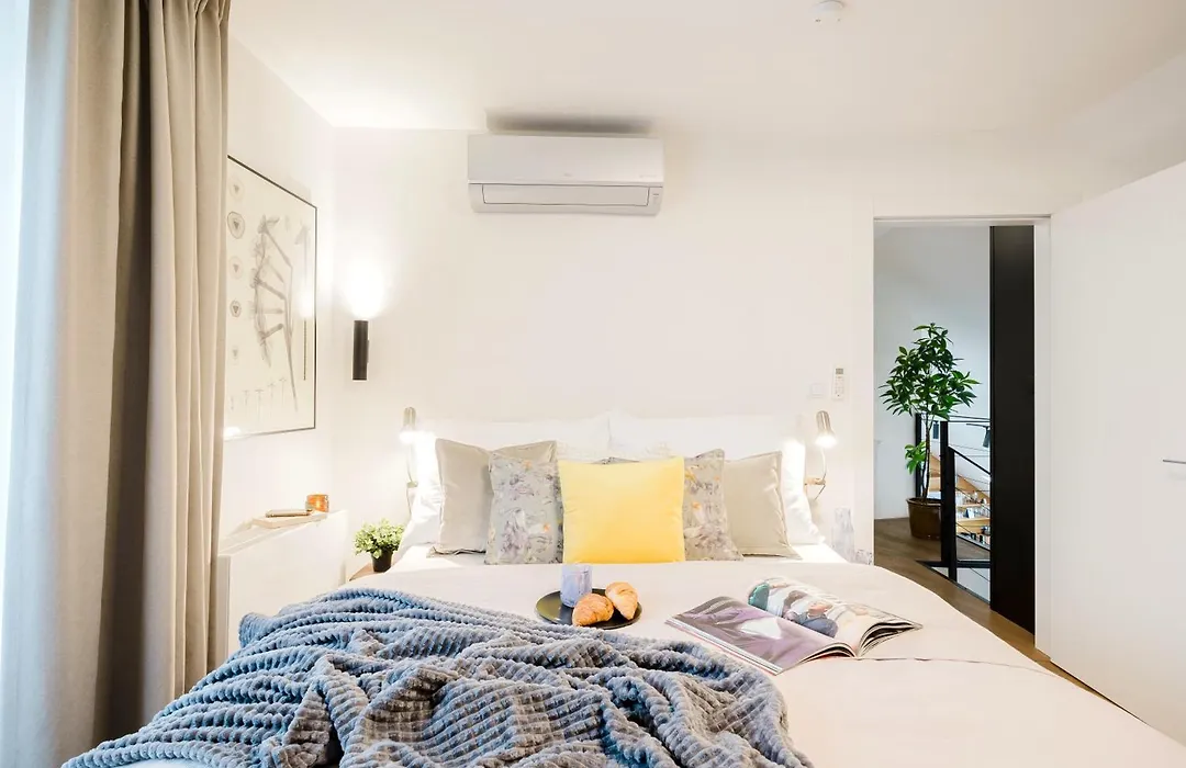 Prague Days - Two-Bedroom Maisonette With Ac And Terrace With Grill In Vinohrady-1
