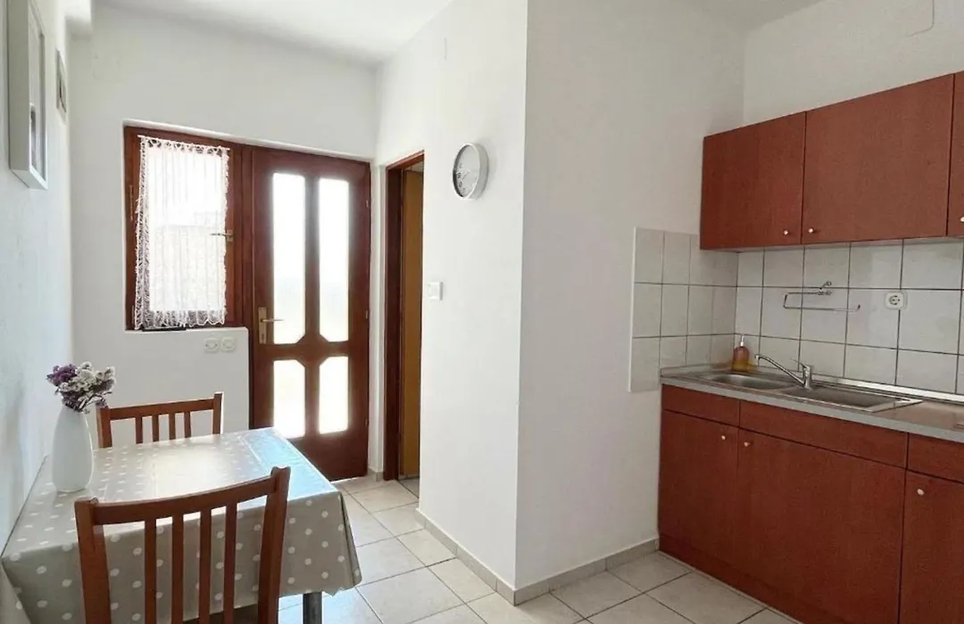 Apartments Fortuna - Studio Apartment With Balcony-1