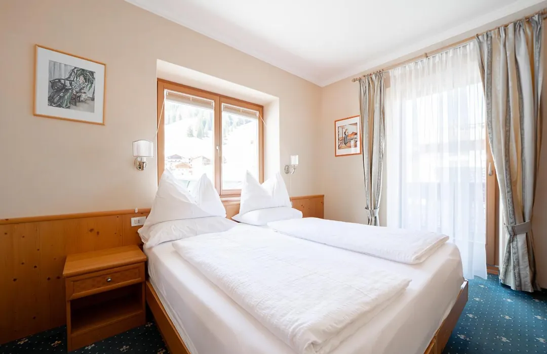Hotel Europa Dolomites-1