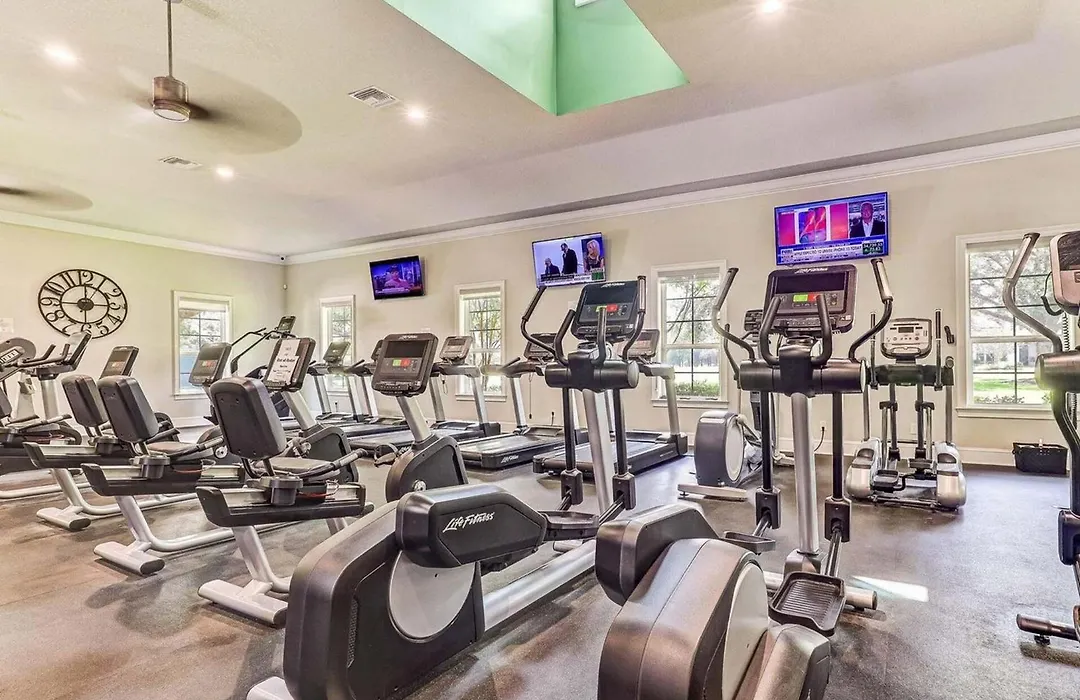 5322-1P Top Floor 1 Bedroom Overlooks Pool Courtyard --1