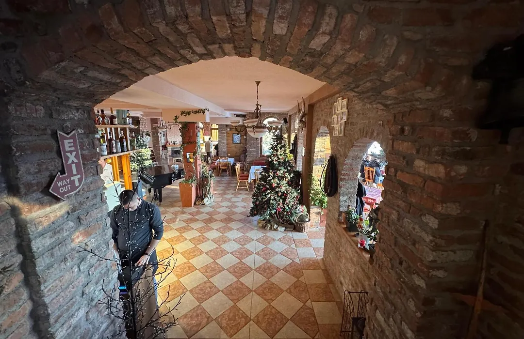 Casa Leone Hotel&Restaurant-1