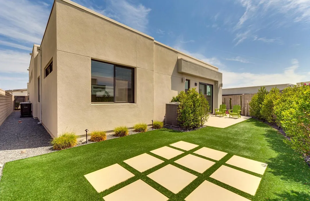 Miralon: Private Luxury Living W/ Resort Amenities-1