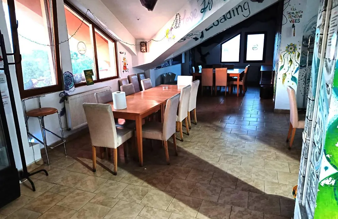 Taxi Hostel-1
