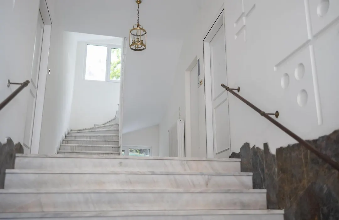 Wake Up To The Acropolis In A Hidden Gem-1