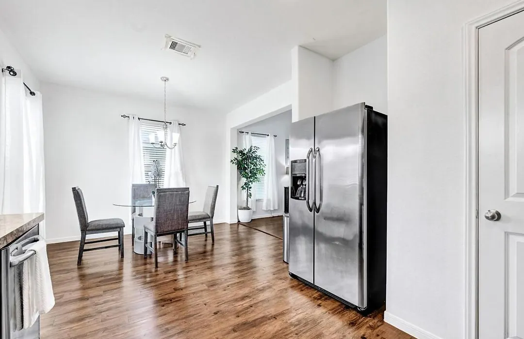 Charming Accommodation In Houston!-1