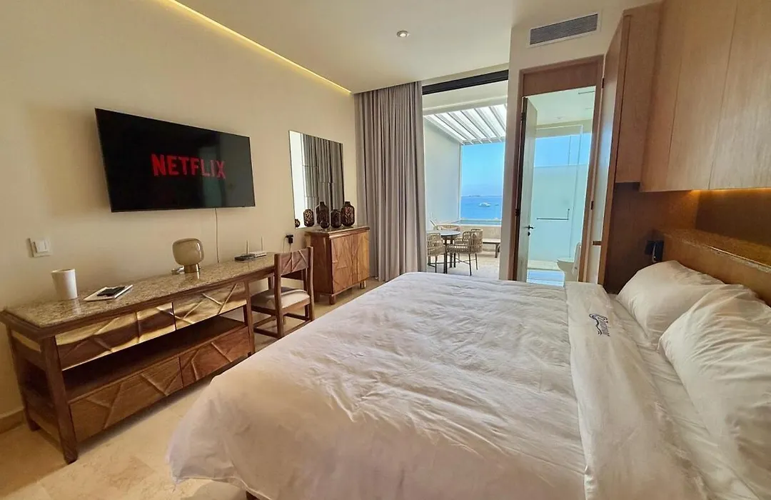 Zantamar Penthouse 603B, Right On The Beach-1