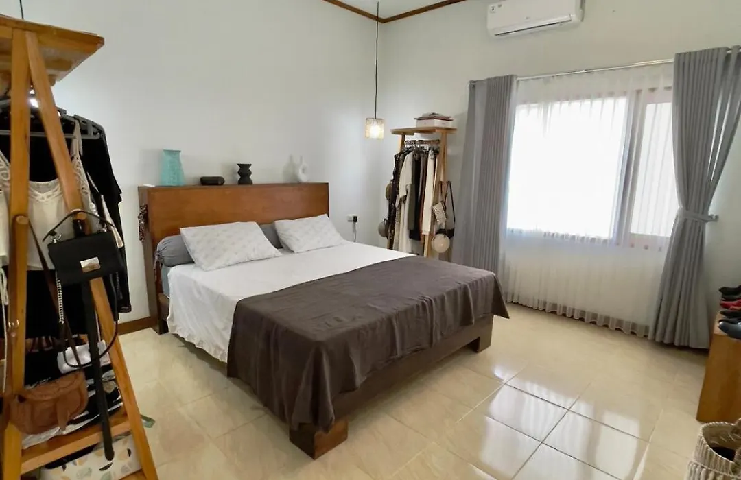 Cheerful 2 Bedrooms House-1